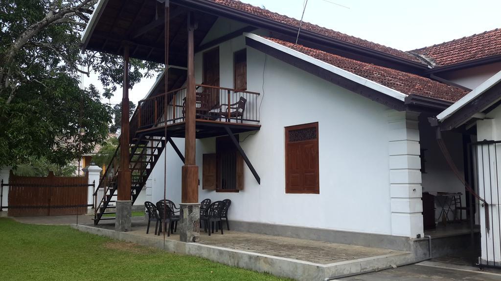 Villa Indrasiriya Ahangama Luaran gambar
